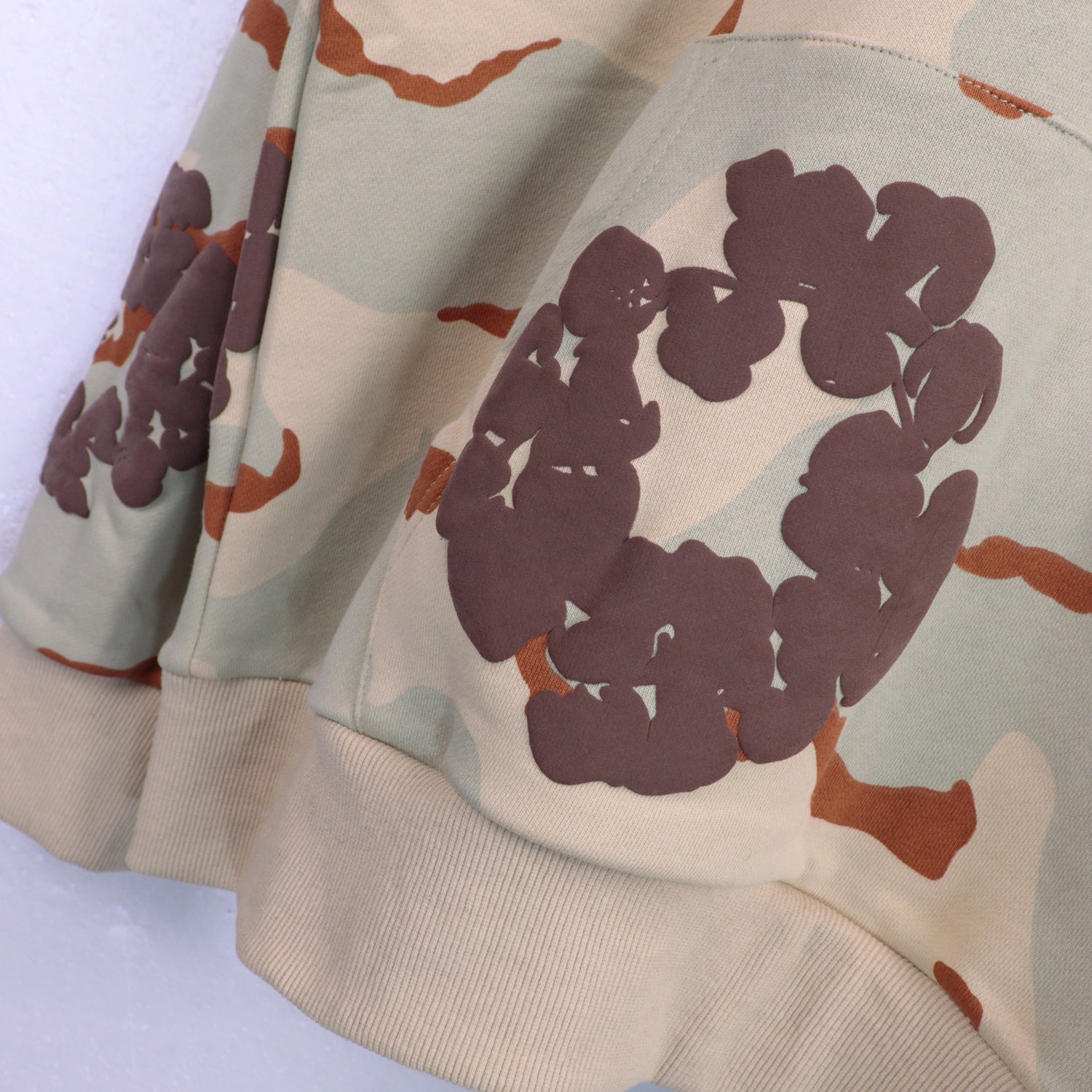 DENIM TEARS  Hoodie 5670